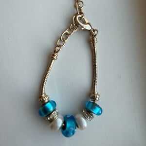Elegant Blue and Silver pandora Bracelet